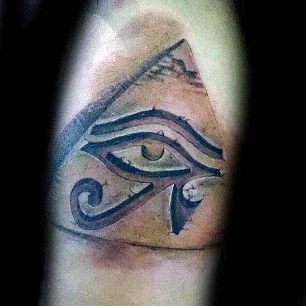 tatuaz piramida egipska 97