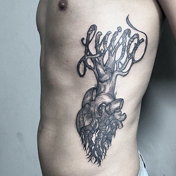 tatuaz korzenie drzew 77
