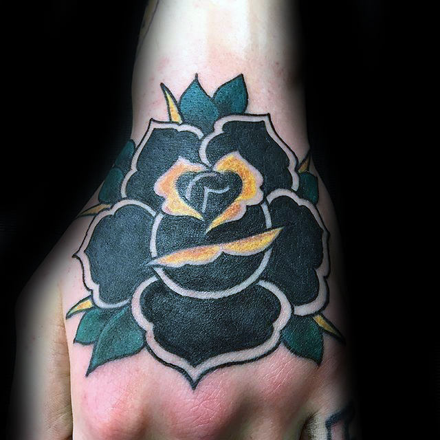 tatuaz czarna roza 36