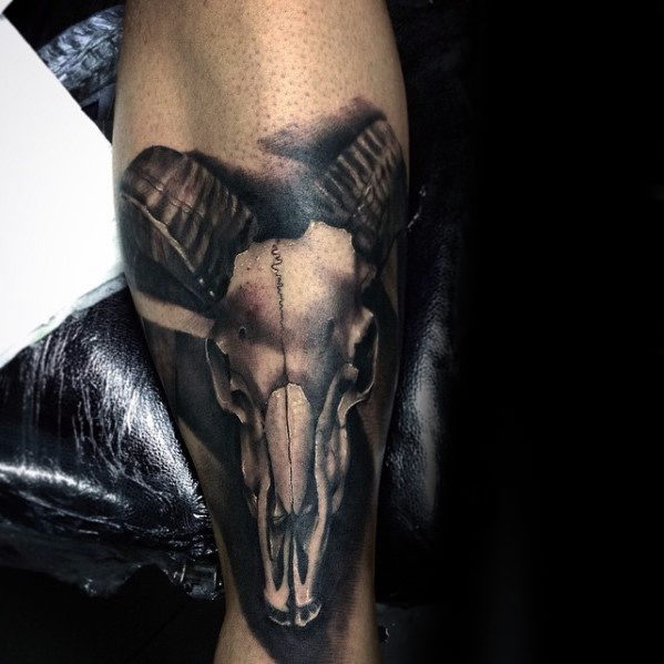 tatuaz czaszka kozy 44