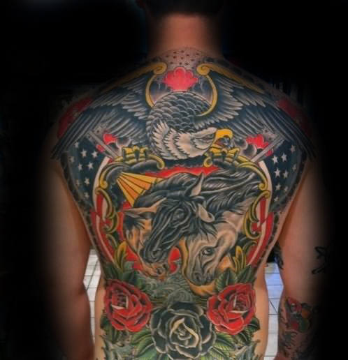 tatuaz orla na plecach 24