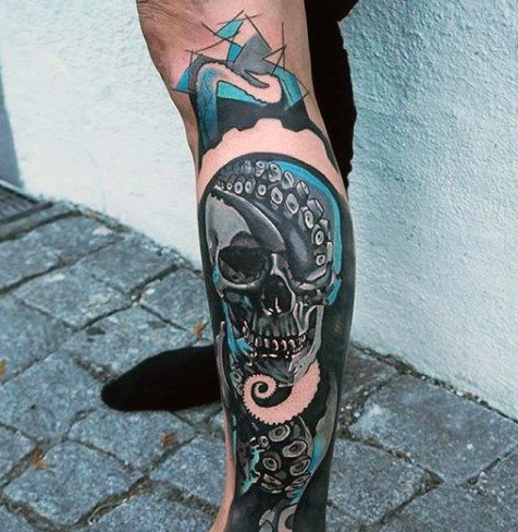 tatuaz czaszki osmiornica 32