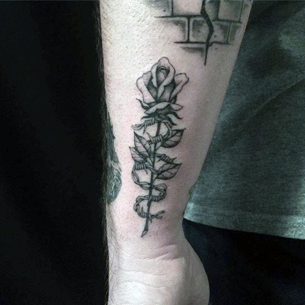 tatuaz drut kolczasty 38