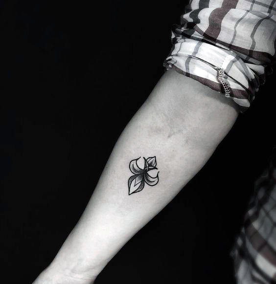 tatuaz fleur de lis 14