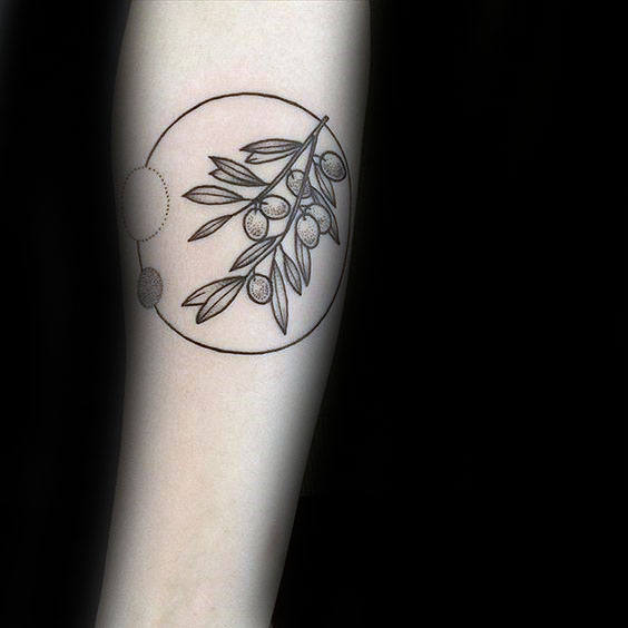 tatuaz galazka oliwna 82