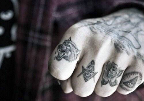 tatuaz kostkach dlon knuckle 166