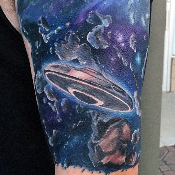 tatuaz ufo 182