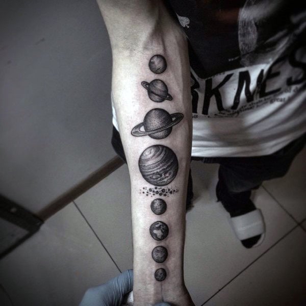 tatuaz uklad sloneczny planety 62