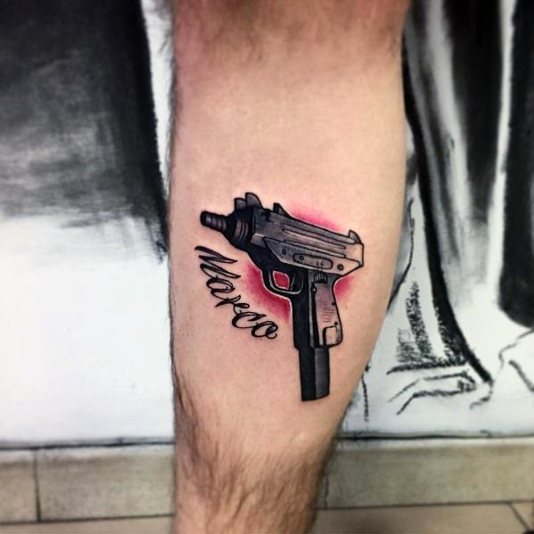 tatuaz uzi izraelski pistolet 76