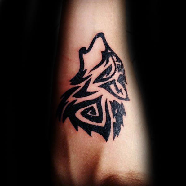 tatuaz wilk tribal 18