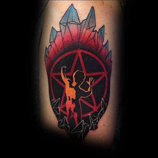 tatuaz pentagram 90