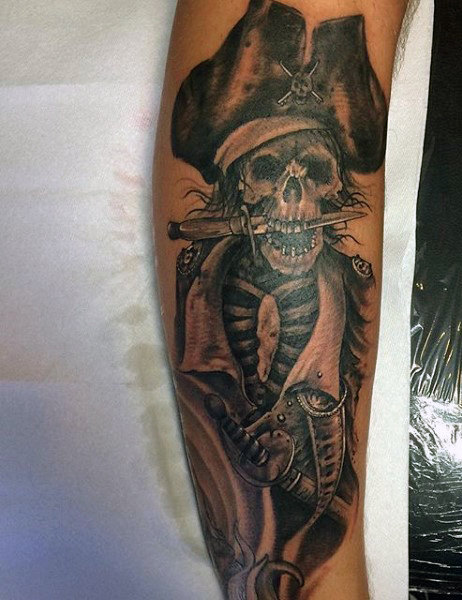 tatuaz pirat 66
