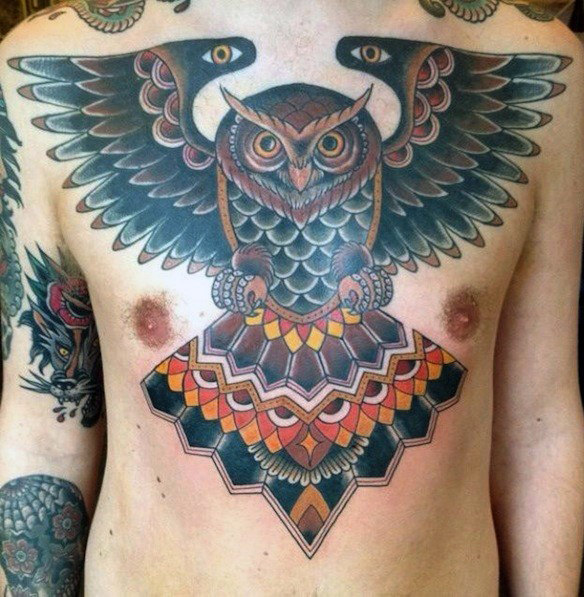 tatuaz plomykowka sowa klatki piersiowej 38