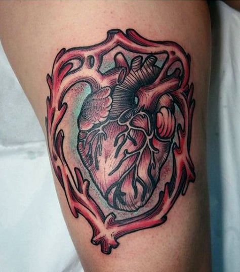 tatuaz realistyczne serce 138