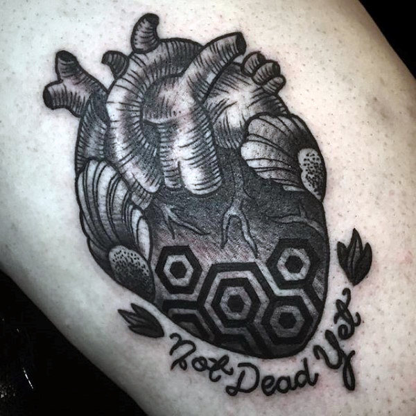 tatuaz realistyczne serce 28