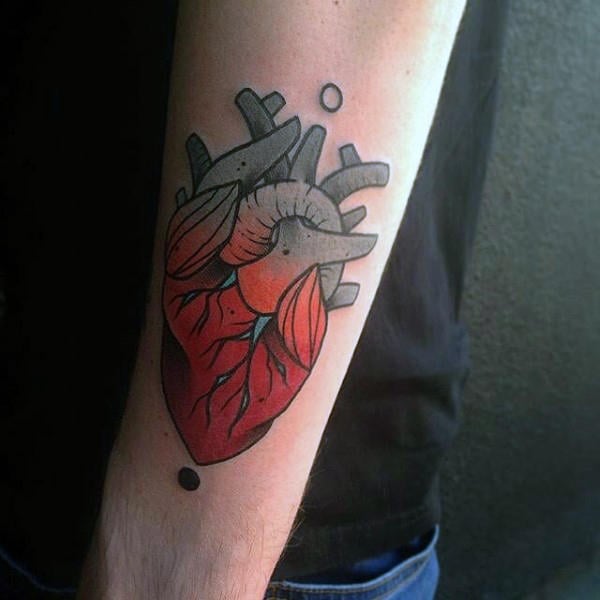 tatuaz realistyczne serce 74