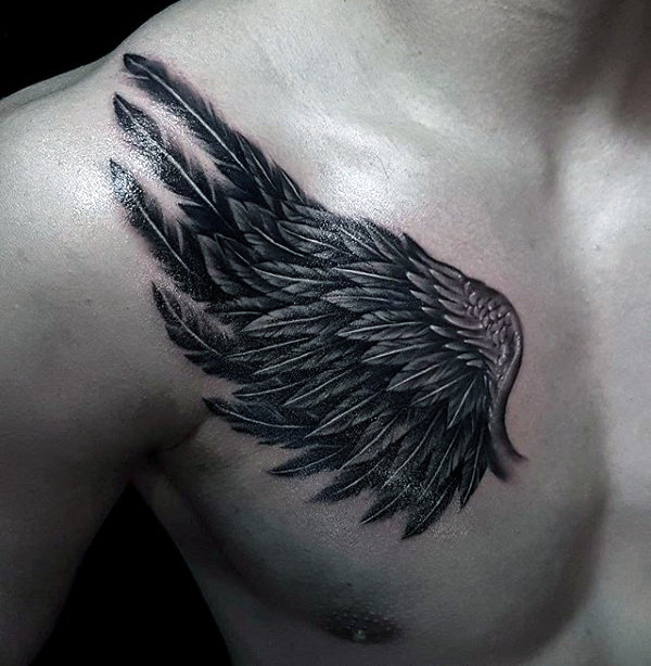 tatuaz skrzydla klatce piersiowej 50