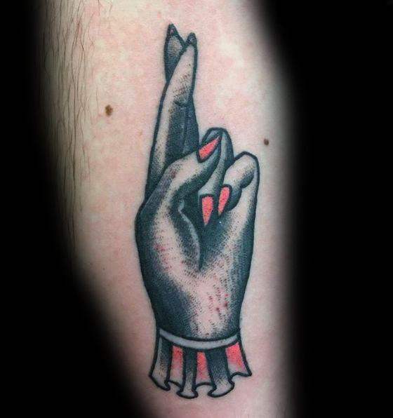 tatuaz skrzyzowane palce 36