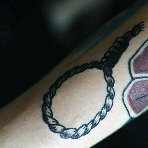 tatuaz sznur linami 96