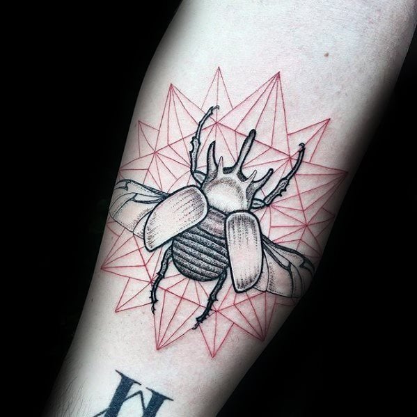 tatuagem escaravelho 194