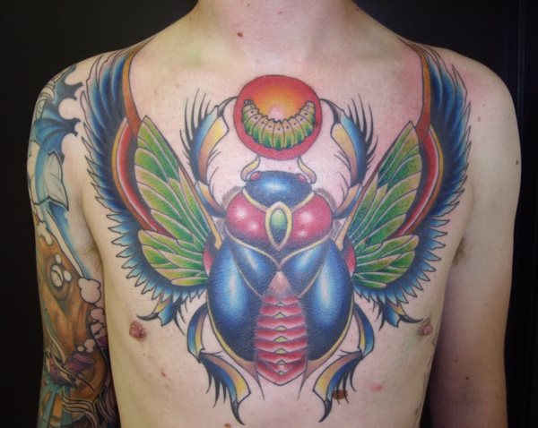 tatuagem escaravelho 32