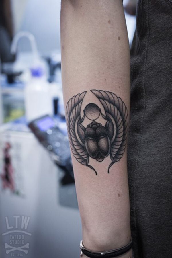 tatuagem escaravelho 84