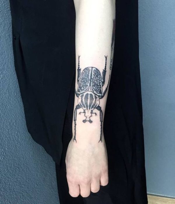 tatuagem escaravelho 86