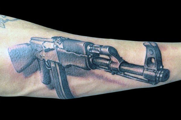 tatuagem arma ak47 69