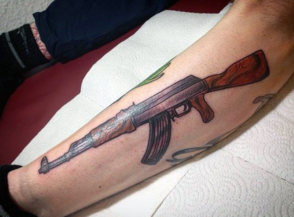 tatuagem arma ak47 81