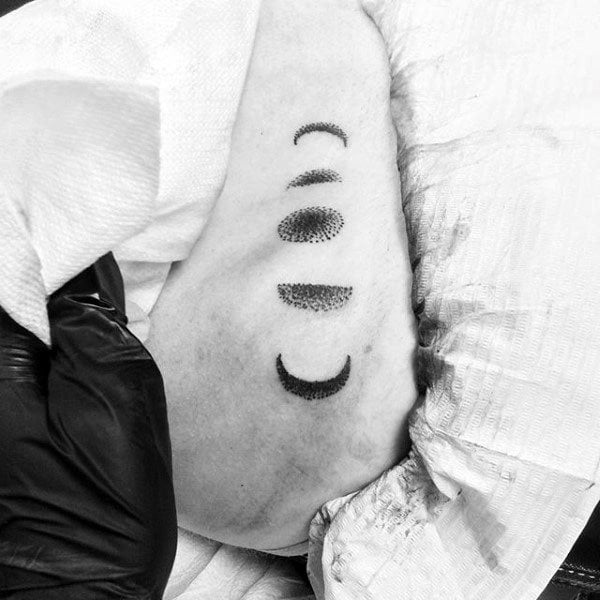 tatuagem fases lua 111