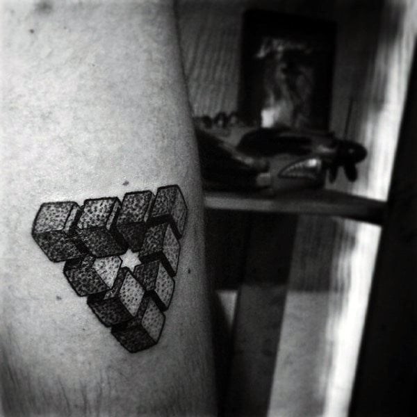 tatuagem triangulo 01