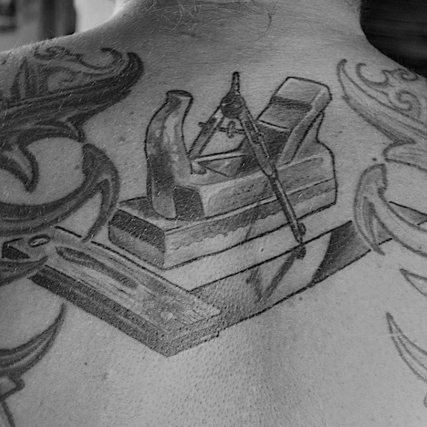 tatuagem carpinteiro 69