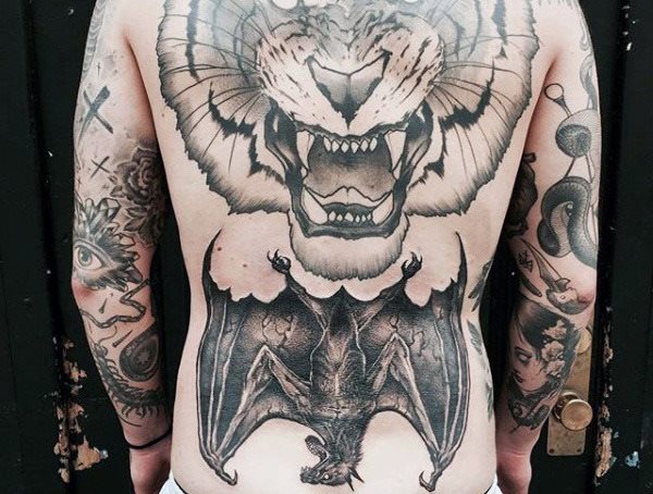 tatuagem morcego 14