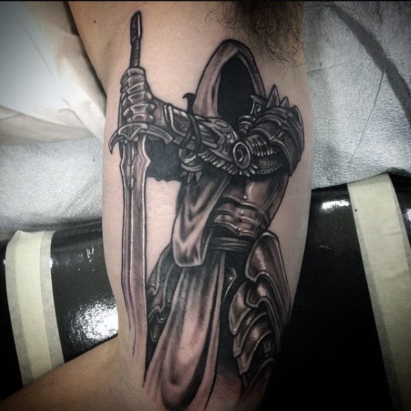 tatuagem espada 122