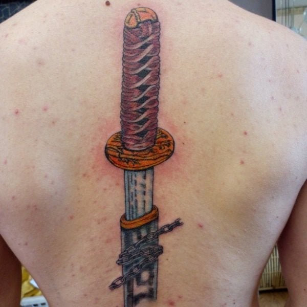 tatuagem espada 137