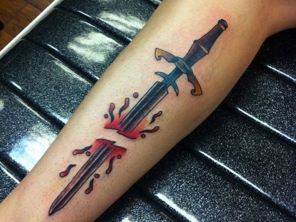 tatuagem espada 179