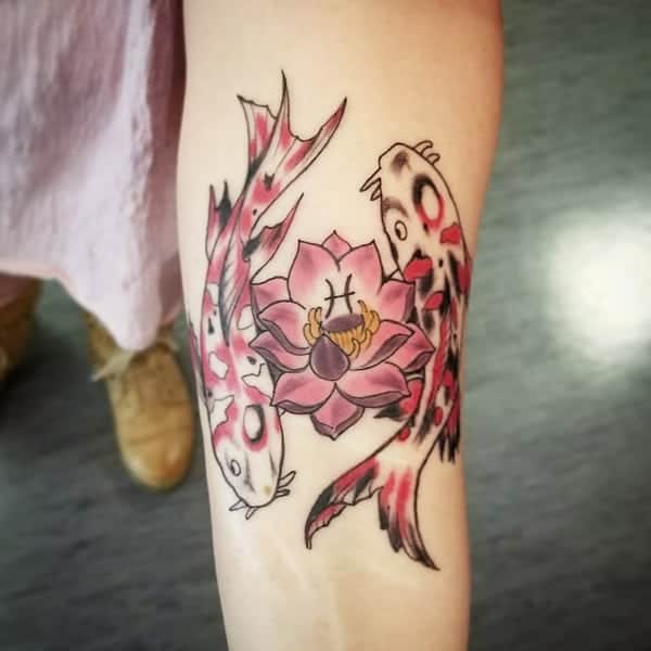 130 tatuagens de carpas koi (e os seus significados)