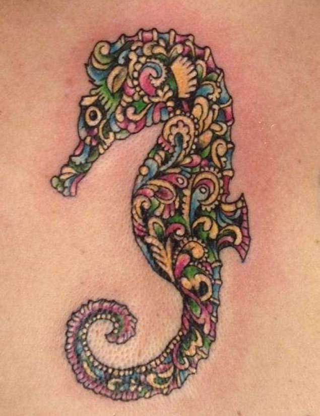 tatuagem cavalo marinho 158