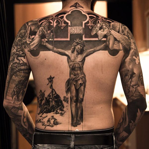 tatuagem cruz 24