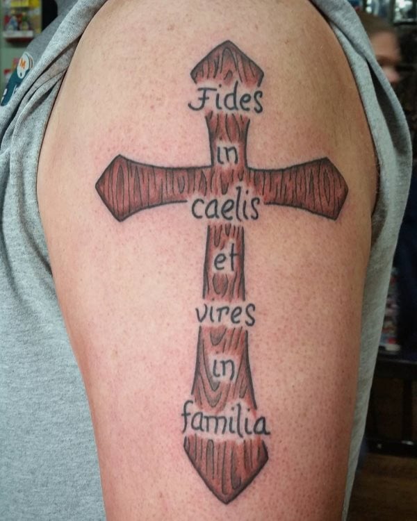 tatuagem cruz 292
