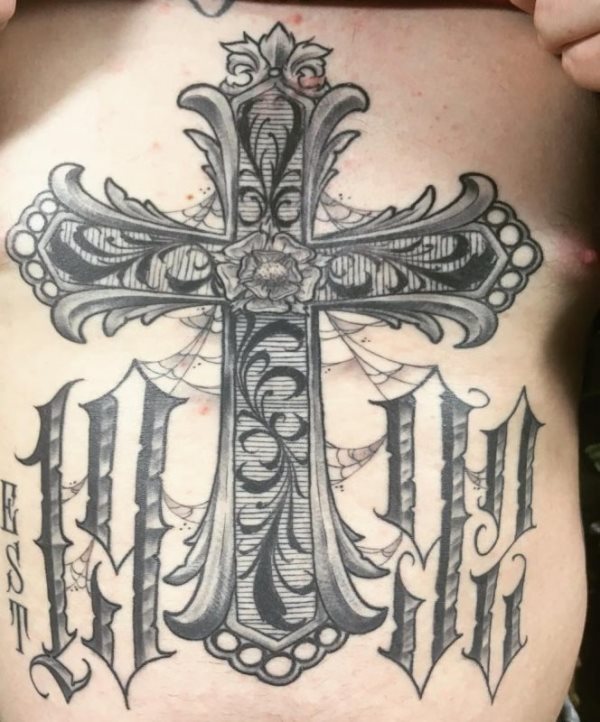tatuagem cruz 570