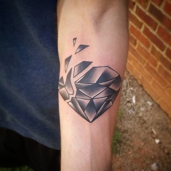 tatuagem diamante 128