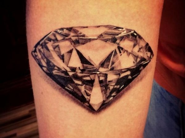 tatuagem diamante 134