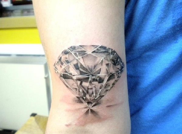 tatuagem diamante 356