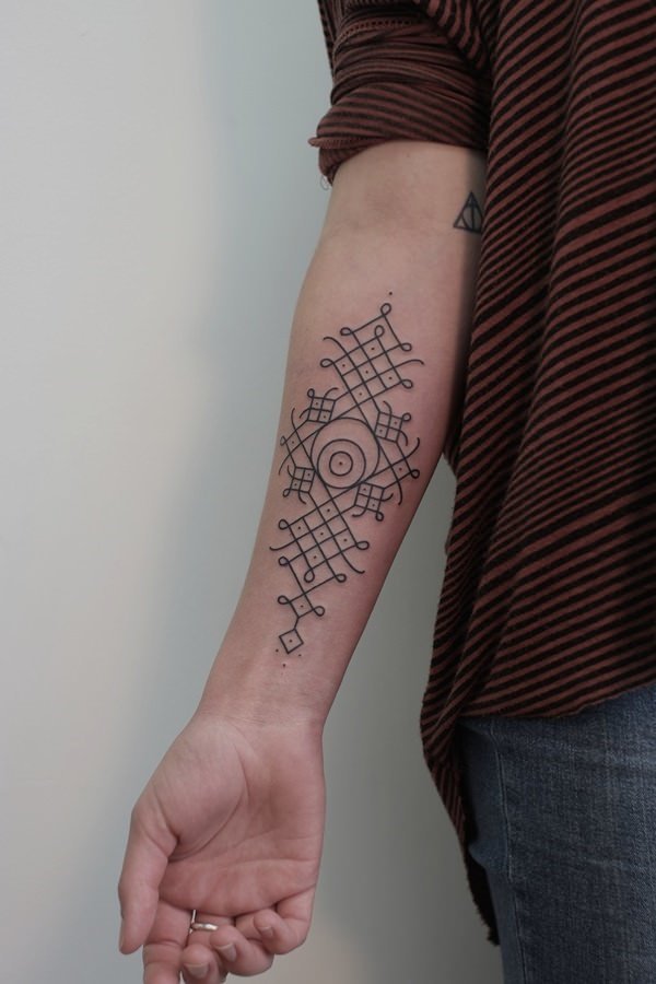 tatuagem geometrica 1204