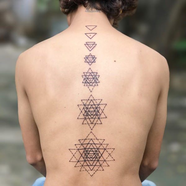tatuagem geometrica 1504