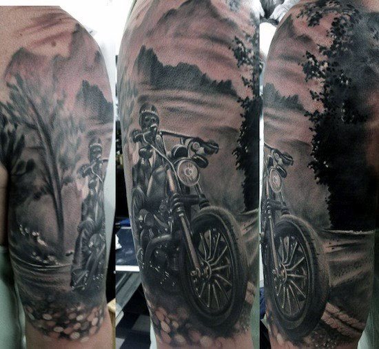 tatuagem motoqueira 44