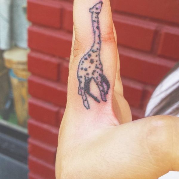 tatuagem girafa 142