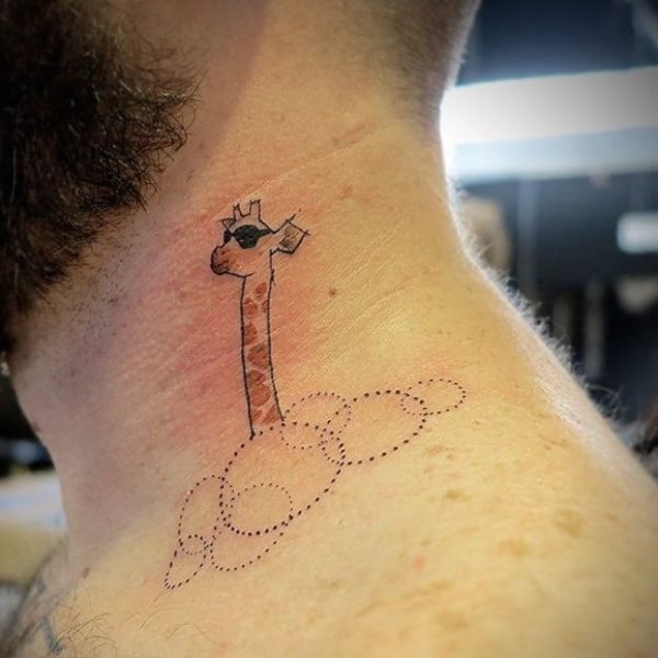 tatuagem girafa 154