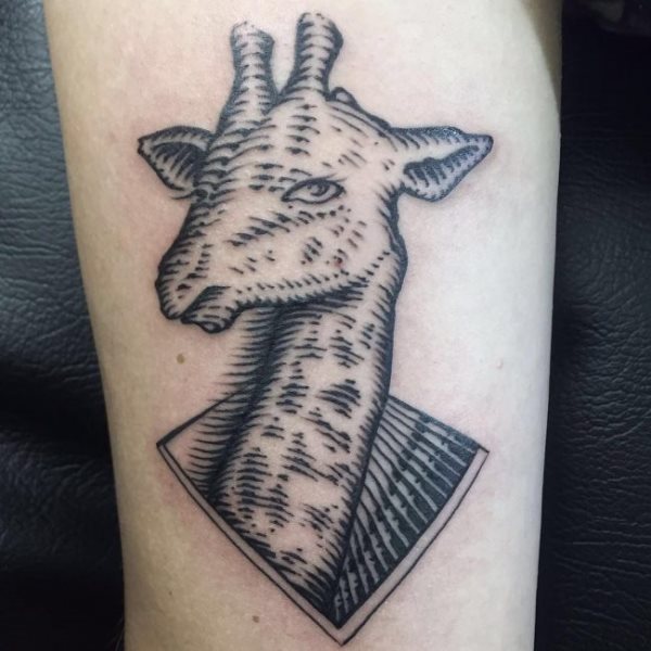 tatuagem girafa 160